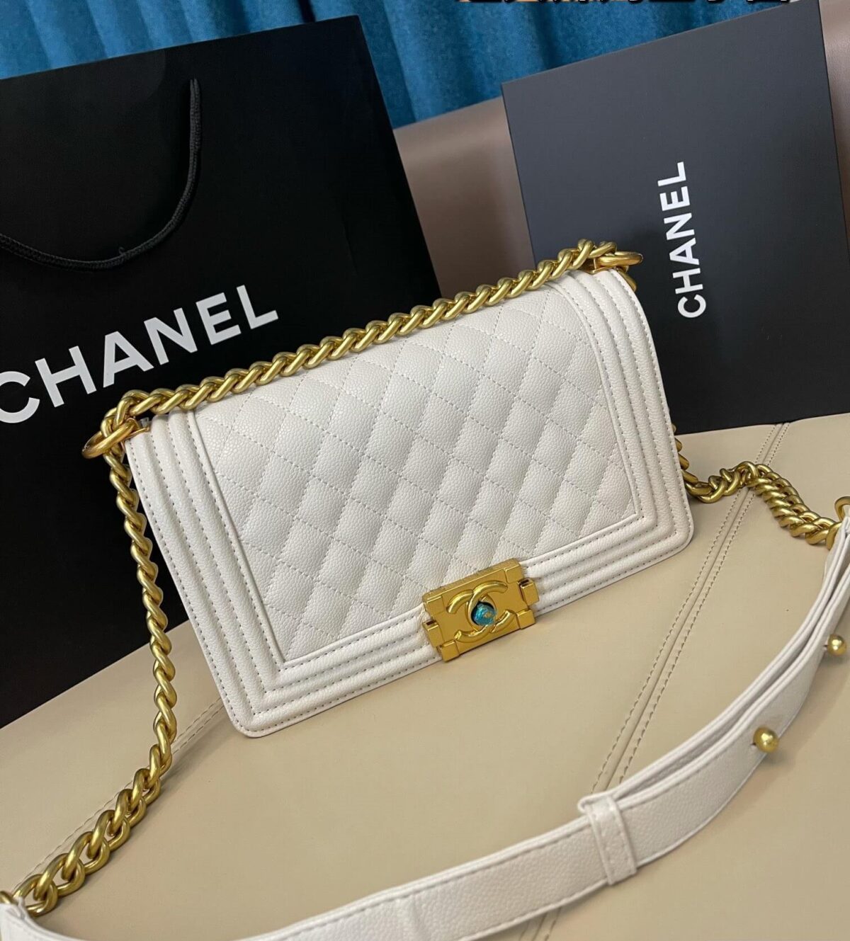 CHANEL Caviar Quilted New Medium Boy Flap White