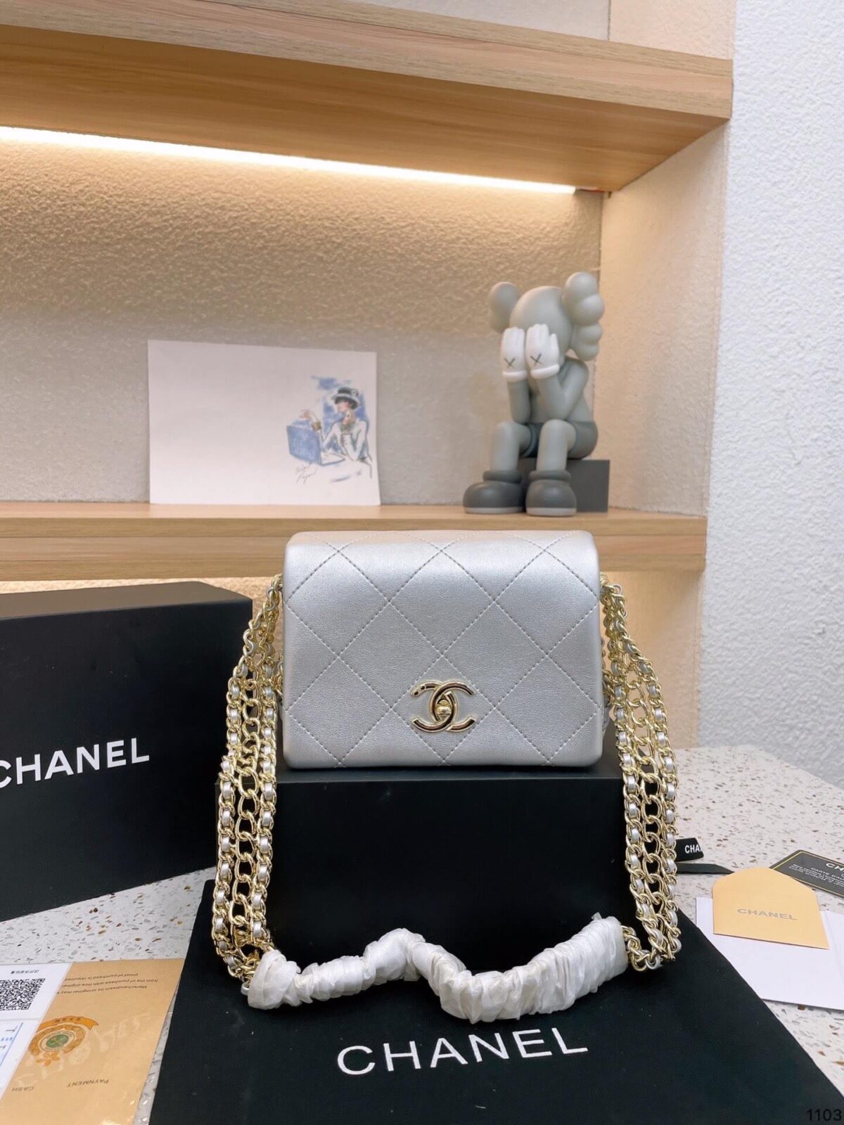 CHANEL Lambskin Quilted Trendy CC Wallet On Chain