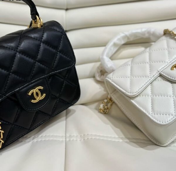 Chanel Luxury Branded Handbag With Chain Black Lambskin Leather Shoulder Bag