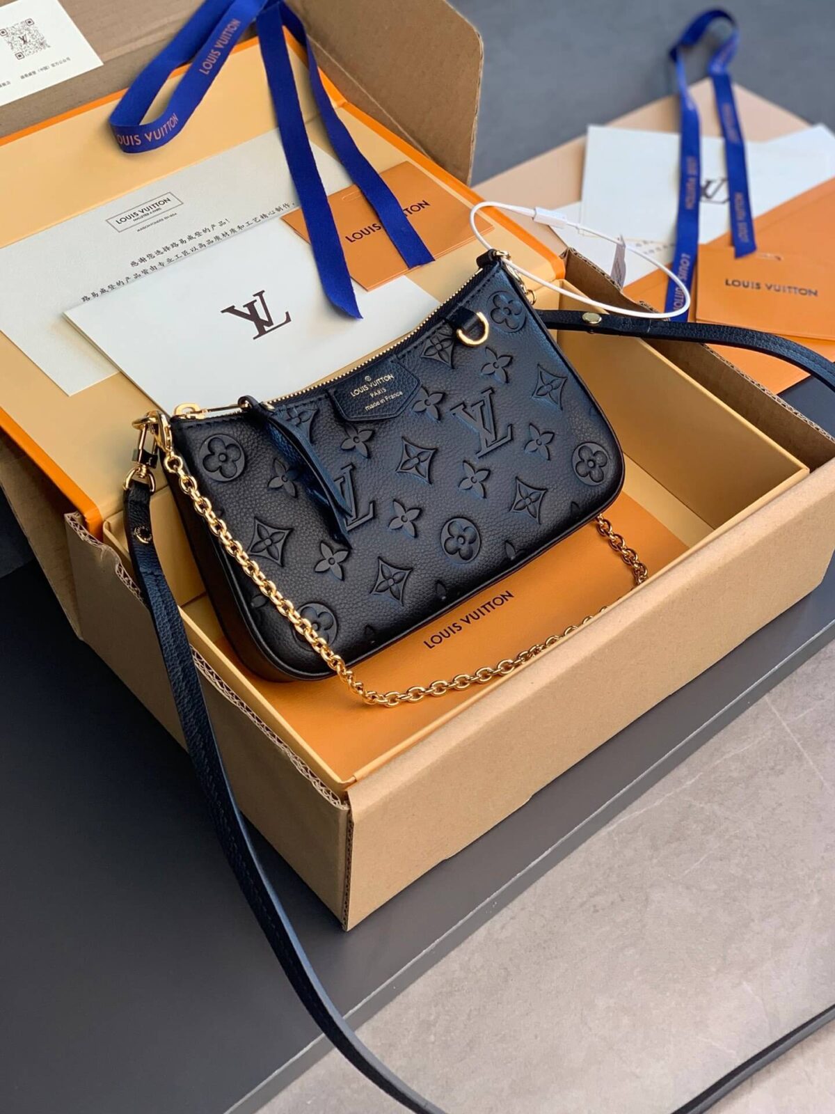 Louis Vuitton Easy Pouch On Strap Printed Leather Shoulder Bags