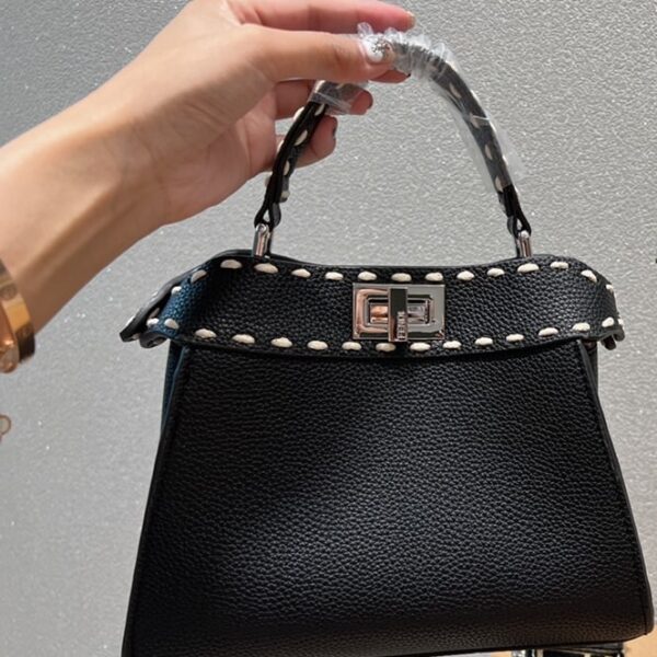 Fendi Peekaboo Iconic Bag In Stitching Calf Leather Black