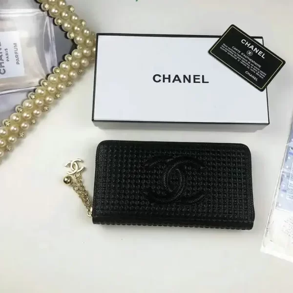 Chanel Patent Leather CC Caviar Zip Around Wallet