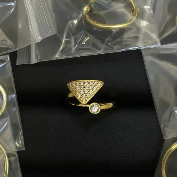 Prada Female Triangle Gold Diamond Finger Ring